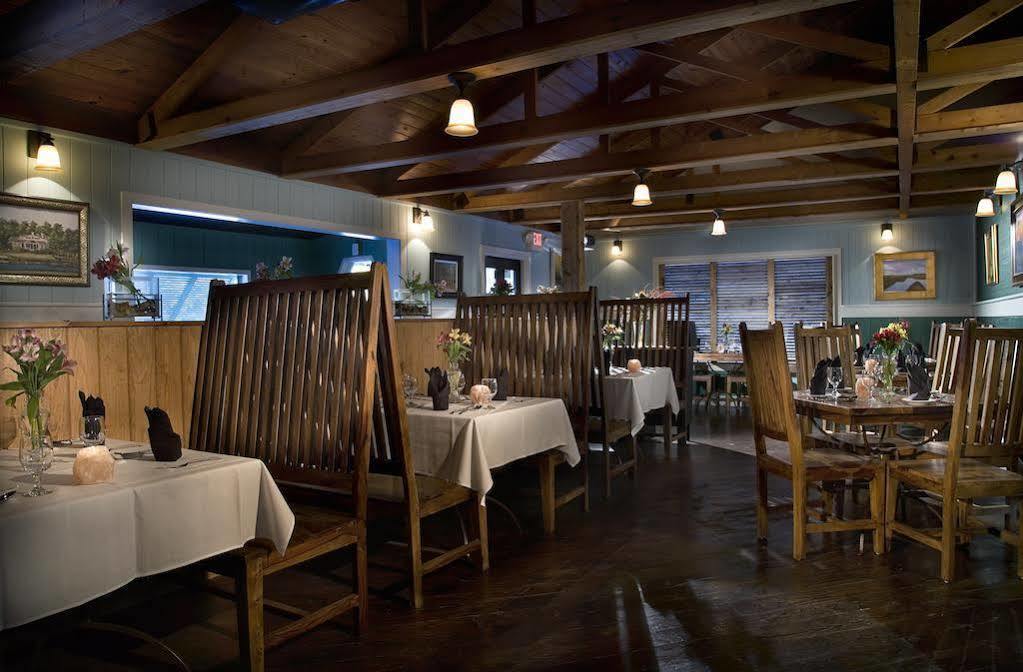 The Inlet Sports Lodge Murrells Inlet Restaurant photo